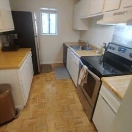 34 Village Hill Ln in Natick, MA - Building Photo - Building Photo