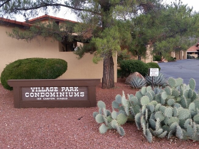 155 Canyon Diablo Rd in Sedona, AZ - Building Photo - Building Photo