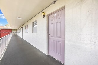 607 State in North Lauderdale, FL - Building Photo - Building Photo