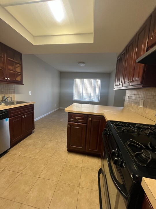 171 Wellington Ct in Staten Island, NY - Building Photo