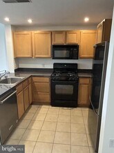 350 G St SW in Washington, DC - Building Photo - Building Photo