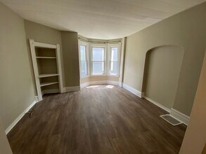 108 Monitor Ave-Unit -Apt 1 in Ben Avon, PA - Building Photo - Building Photo
