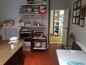 533 Central Ave in Jersey City, NJ - Building Photo - Building Photo