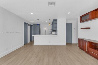 1101 NE 24th Ct in Pompano Beach, FL - Building Photo - Building Photo