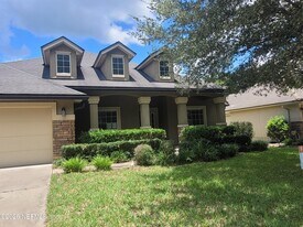 680 Chestwood Chase Dr in Orange Park, FL - Building Photo