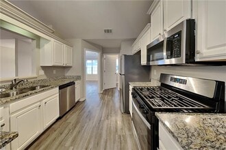 255 Chapel Station Ln SE in Lawrenceville, GA - Building Photo - Building Photo