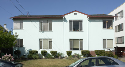 293 Euclid Ave in Oakland, CA - Building Photo - Building Photo