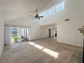 4431 Yupon Ridge Dr in Houston, TX - Building Photo - Building Photo