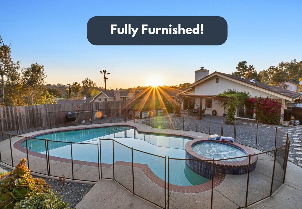 3525 Via Palma in La Mesa, CA - Building Photo