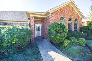 1400 Sacramento Terrace in Plano, TX - Building Photo