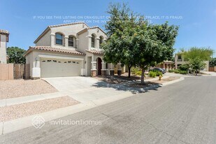 3881 S Dew Drop Ln in Gilbert, AZ - Building Photo