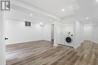 1941 Lydia Crescent in Pickering, ON - Building Photo - Building Photo