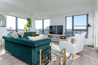 425 Massachusetts Ave in Cambridge, MA - Building Photo - Building Photo