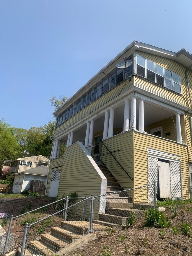 property at 24 Holland Rd