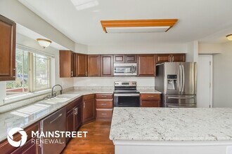 3340 Richmond Dr in Colorado Springs, CO - Building Photo - Building Photo