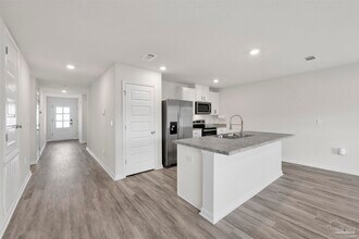 4366 Winged Elm Ct in Pace, FL - Building Photo - Building Photo