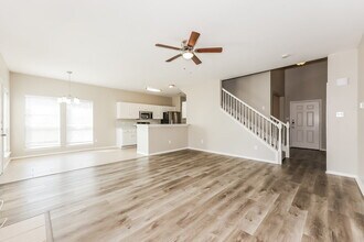 228 Pioneer Ct in Lancaster, TX - Building Photo - Building Photo