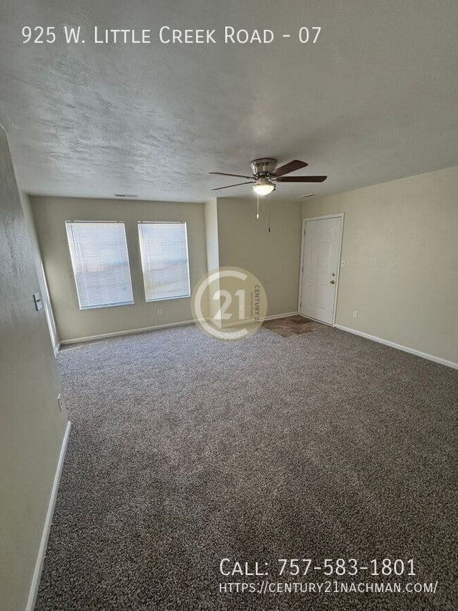 925 W Little Creek Rd in Norfolk, VA - Building Photo - Building Photo