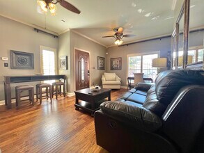 6763 Blue Lake Ln in Memphis, TN - Building Photo - Building Photo