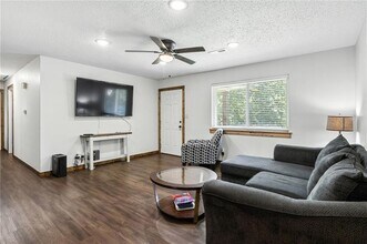 49 Valley Dr in Farmington, AR - Building Photo - Building Photo