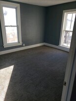 112 30th Ave N in Clinton, IA - Building Photo