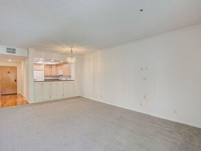 5805 Friars Rd in San Diego, CA - Building Photo - Building Photo
