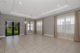 3320 NW 84th Way in Pembroke Pines, FL - Building Photo - Building Photo