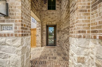 23226 Teton Glen Ln in Katy, TX - Foto de edificio - Building Photo
