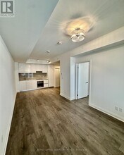 4015 The Exchange in Mississauga, ON - Building Photo - Building Photo