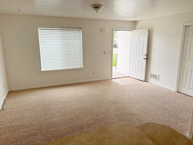 721 20th St in Heyburn, ID - Foto de edificio - Building Photo