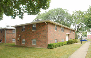 1533 Elmwood Ave Apartments