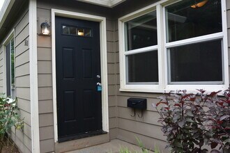 3600-3602 E Evergreen Blvd in Vancouver, WA - Building Photo - Building Photo