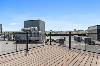 488 Dorchester Ave, Unit 4 in Boston, MA - Building Photo - Building Photo