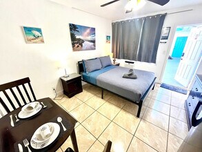 338 Van Buren St, Unit SI FL1-ID1520237P in Hollywood, FL - Foto de edificio - Building Photo