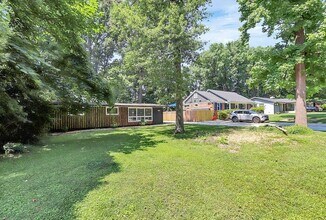 5426 Milford Rd in Charlotte, NC - Building Photo - Building Photo