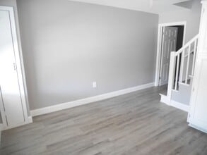 7212 Gough St in Baltimore, MD - Building Photo - Building Photo