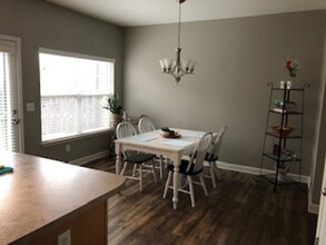 553 Rosedale Ave-Unit -Unit 102 in Nashville, TN - Building Photo - Building Photo
