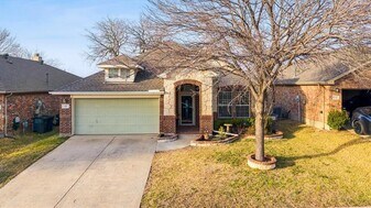 332 Highland Ridge Dr in Wylie, TX - Building Photo