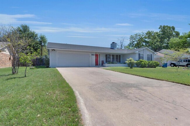 2600 Donna Dr in Taylor, TX - Building Photo - Building Photo