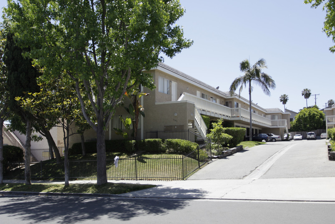 33911 Silver Lantern St in Dana Point, CA - Building Photo