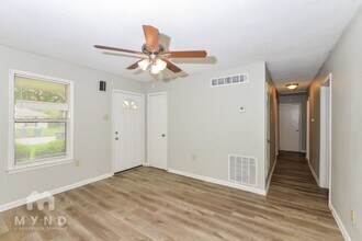 3403 Brockcrest Cove in Memphis, TN - Building Photo - Building Photo