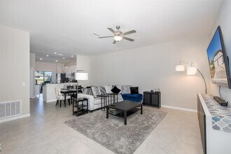 13335 Crest Lake Dr in Hudson, FL - Building Photo - Building Photo