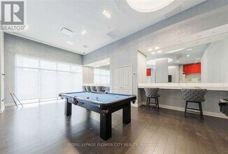 10 Meadowglen Pl in Toronto, ON - Building Photo - Building Photo