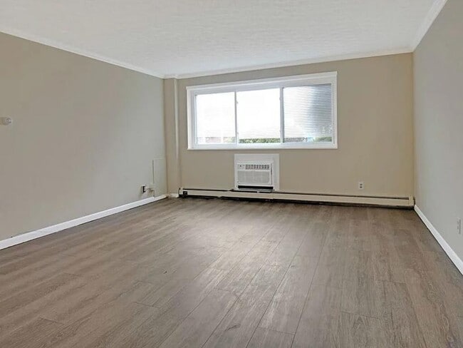 property at 2432 East Ave