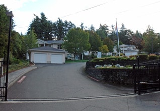 The Ridge At Madrona Hills in Salem, OR - Building Photo - Building Photo