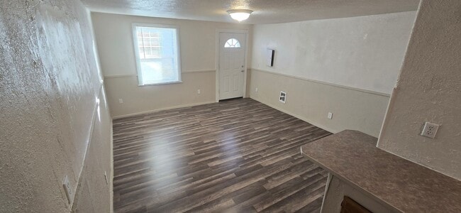348 Division St in Klamath Falls, OR - Building Photo - Building Photo
