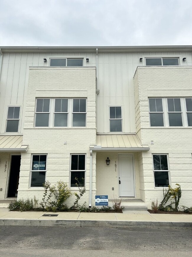 property at 1671 Adams St