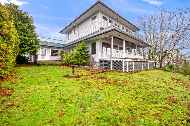 property at 414 E 32nd St