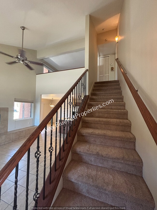5051 N Sabino Canyon Rd in Tucson, AZ - Building Photo - Building Photo