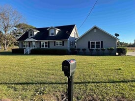 163 Edwards Rd in Loris, SC - Building Photo